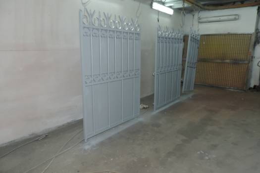 Décapage de portail a nos atelier et remise en peinture saint chamas 13250