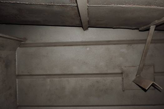 Sablage de machine industrielle avec application de peinture alimentaire à Marseille