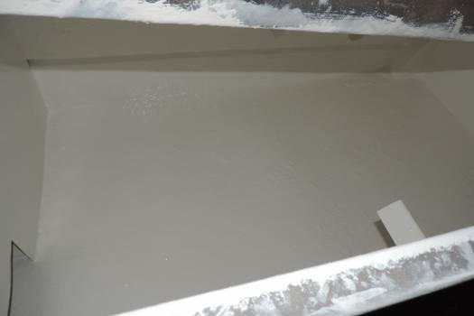 Sablage de machine industrielle avec application de peinture alimentaire à Marseille