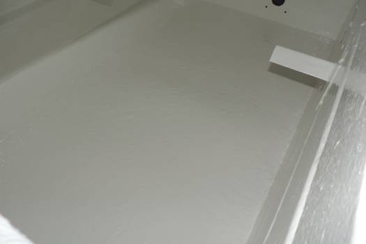 Sablage de machine industrielle avec application de peinture alimentaire à Marseille