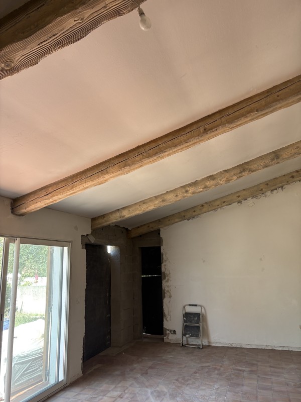 Aérogommage de poutres en bois et structures métalliques HEA Gémenos, Bouches-du-Rhône