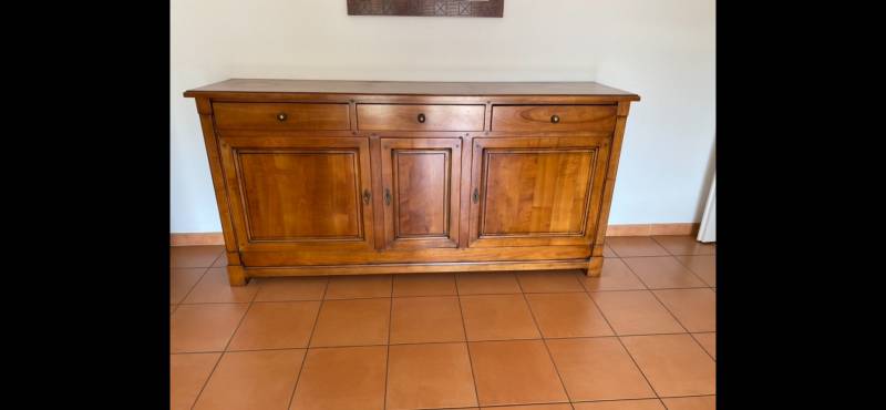 aérogommage d'un meuble en bois de noyer salon de provence bouche du rhônene