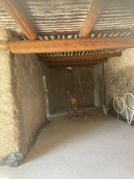 Rénovation de pierre de taille par aérogommage doux près de Salon-de-Provence pour un rendu authentique et sain